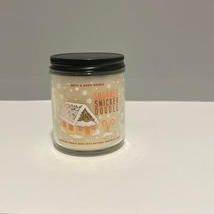 Suger snicker doodle single wick bath and body works candle